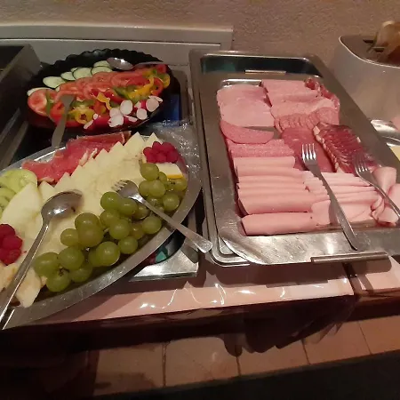 Edit Frühstückspension Rossau