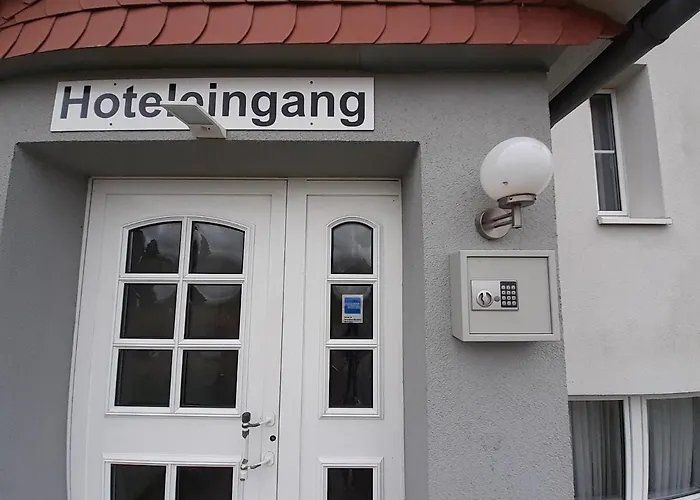 Bed & Breakfast Edit