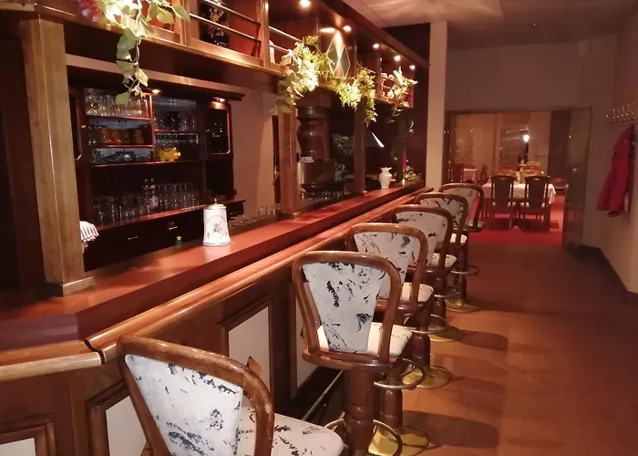 Bed & Breakfast Edit